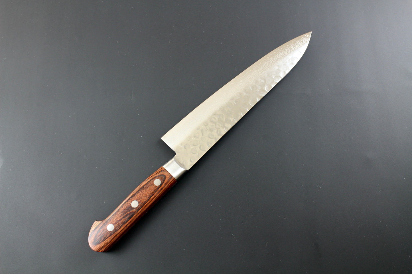Mikazuki - VG10 hammered damascus Gyuto Knife  210mm