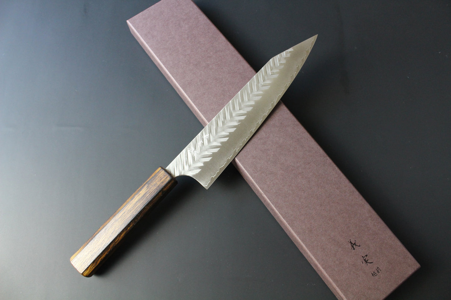Yoshimi Kato - SG2 V hammered kiritsuke Gyuto Knife 210mm with lacquered burned oak handle