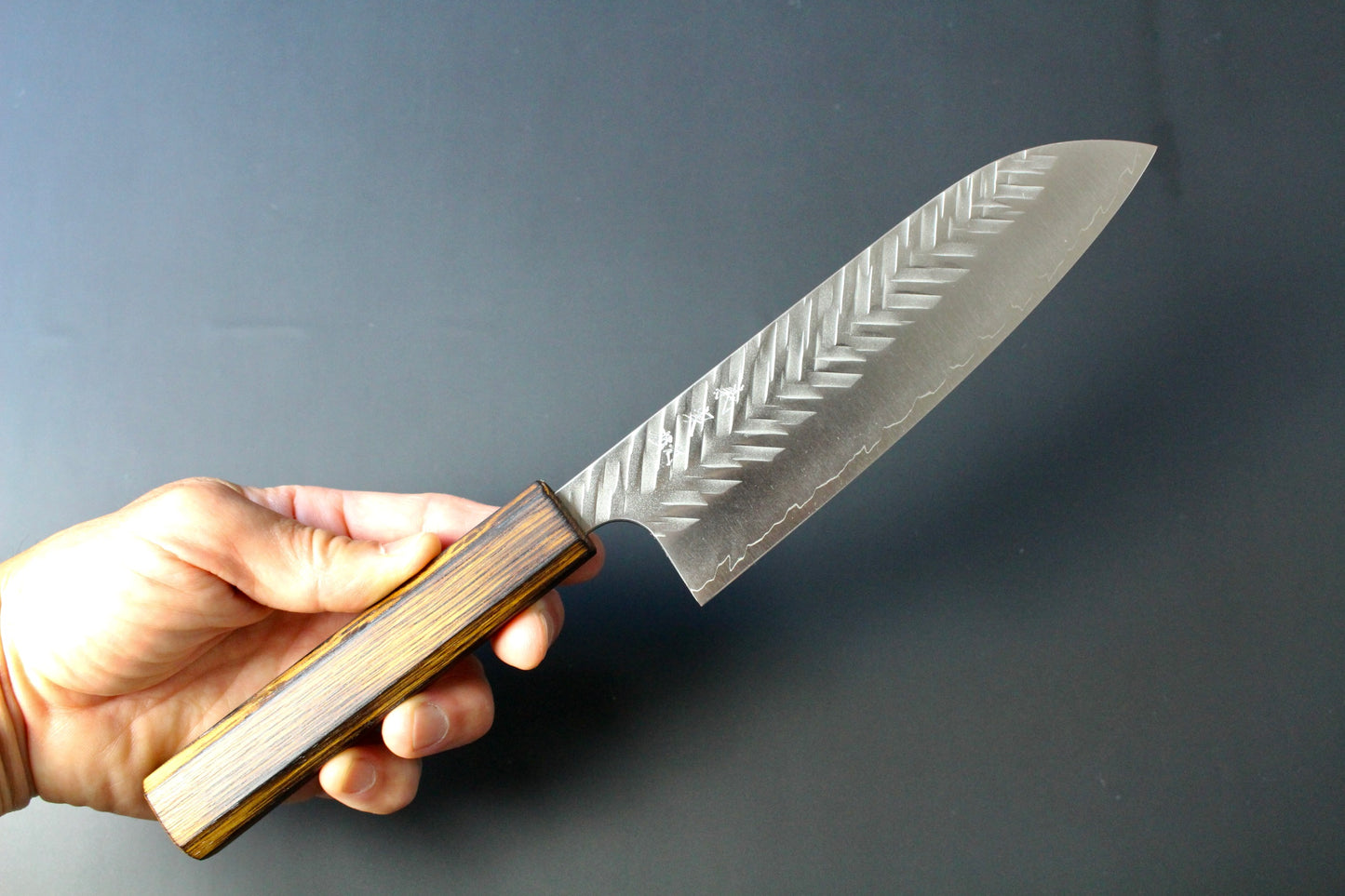 Yoshimi Kato - SG2 V hammered Santoku Knife 170mm with lacquered burned oak handle