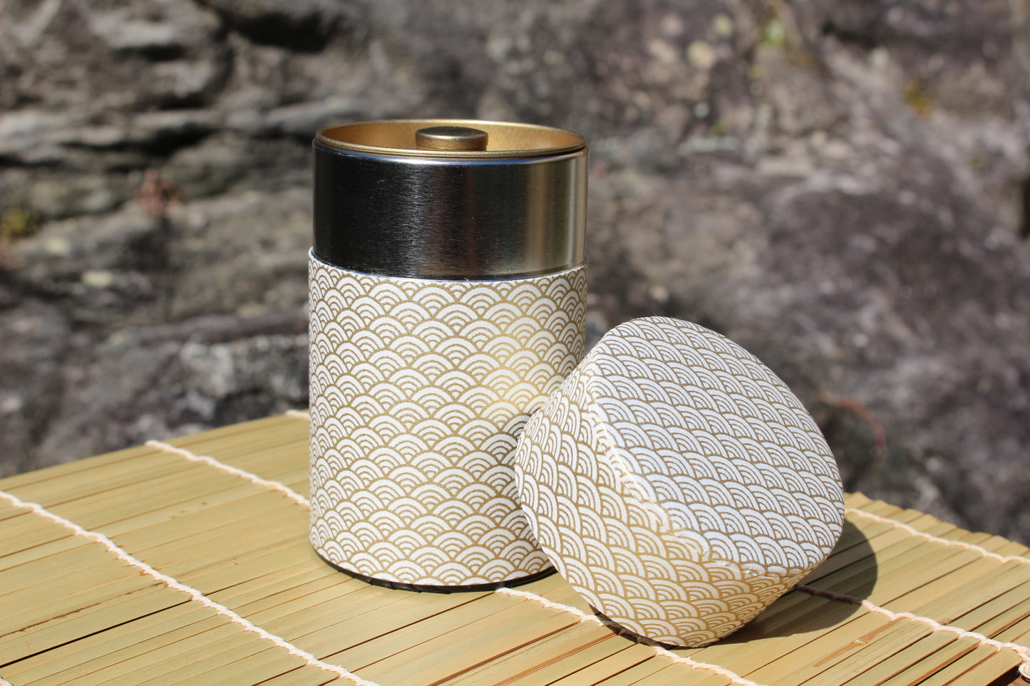 Kotodo Japanese Washi Paper Wrapped Tea Tin Canister - Long 100g (3.5oz) White Waves with Gold Outlines (#1)