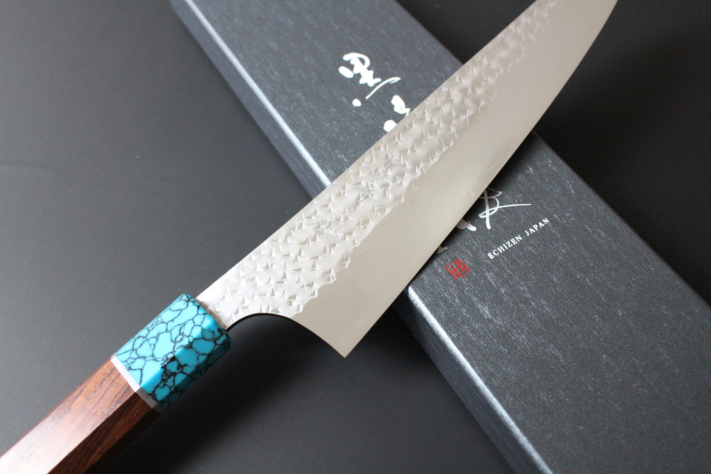 Yu Kurosaki - SG2 Hammered "Senko Ei" Gyuto Knife 210mm with Wenge handle turquoise ferrule